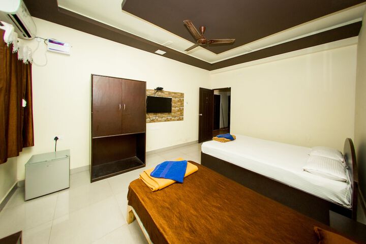Room 57 of 144