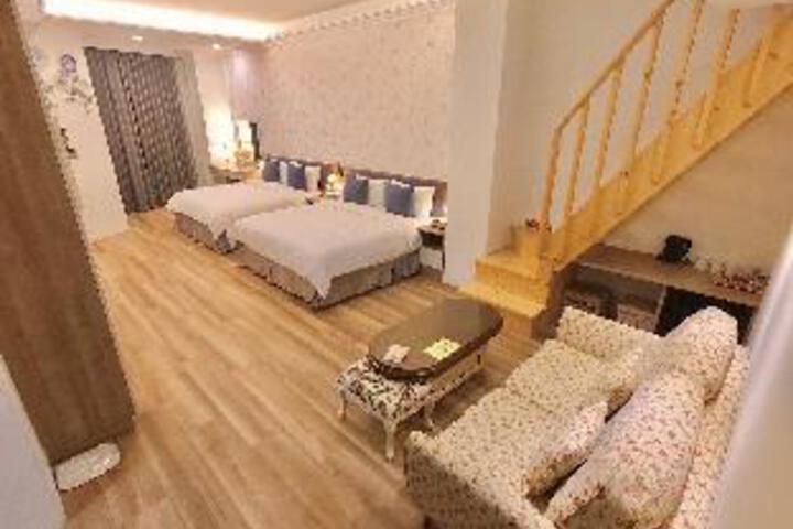 Room 27 of 28