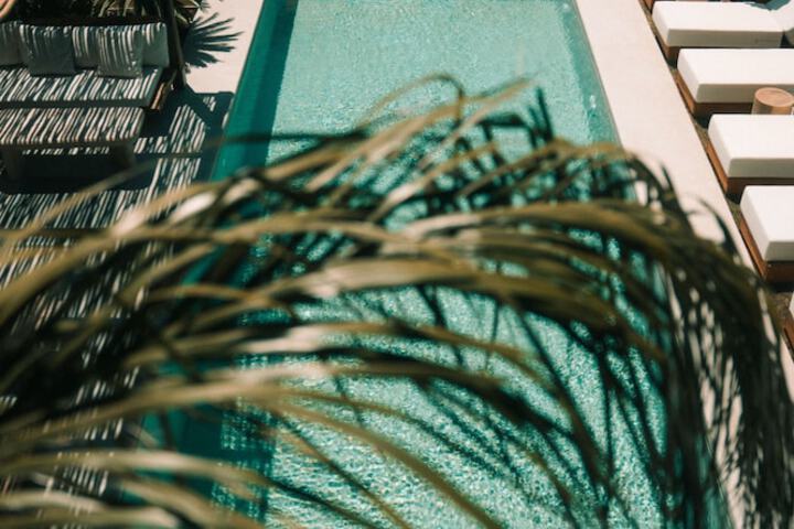 Pool 54 of 84
