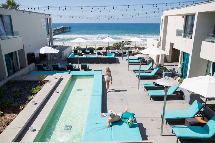 Sundeck