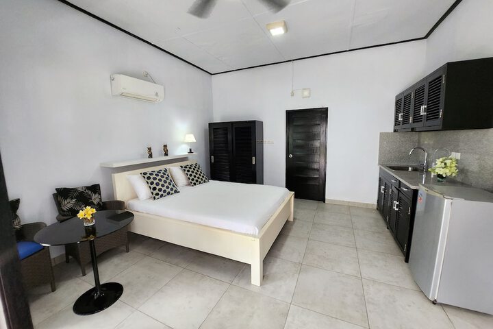 Room 25 of 111