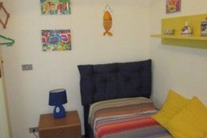 Room 9 of 23