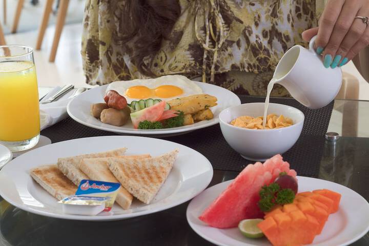 Breakfast/Coffee Service 53 of 71