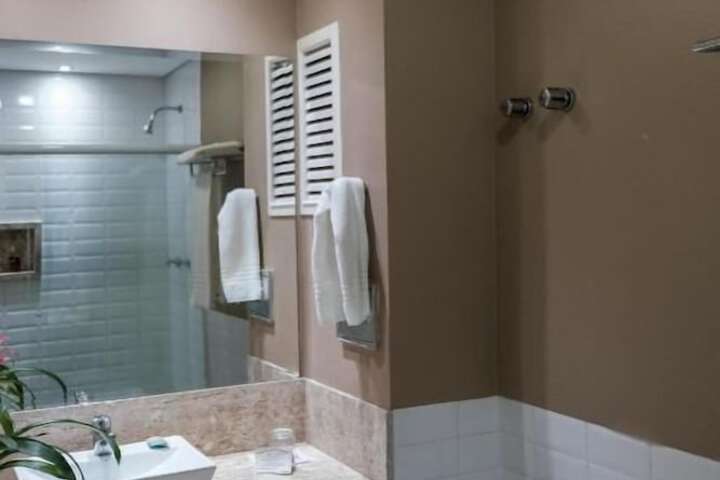 Room 32 of 125
