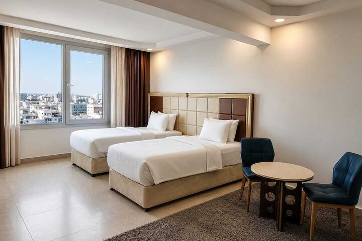 Room 16 of 36