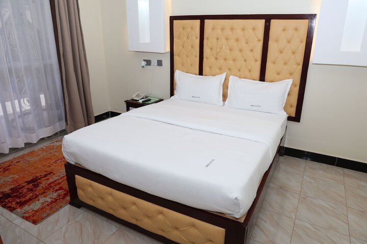 Room 19 of 51