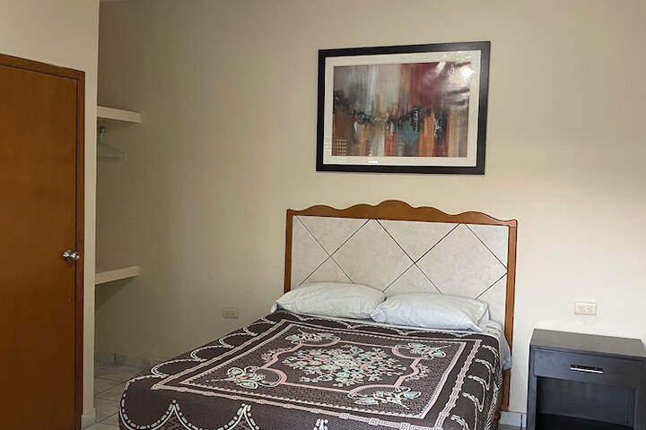 Room 15 of 72