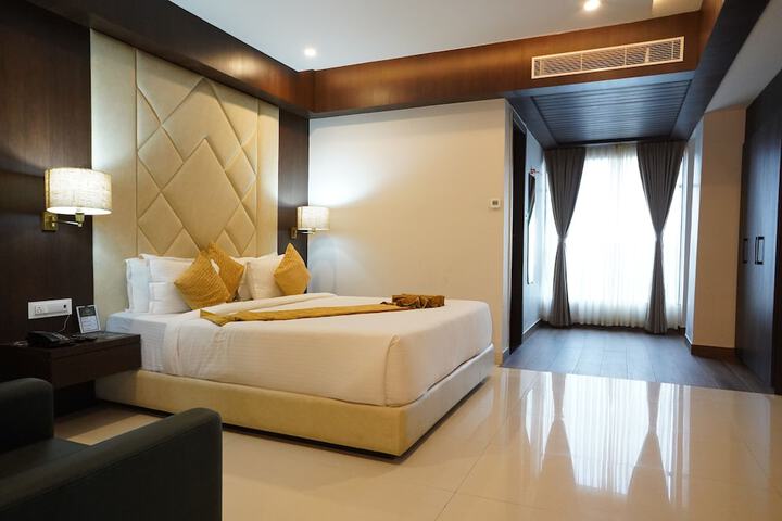 Room 17 of 52