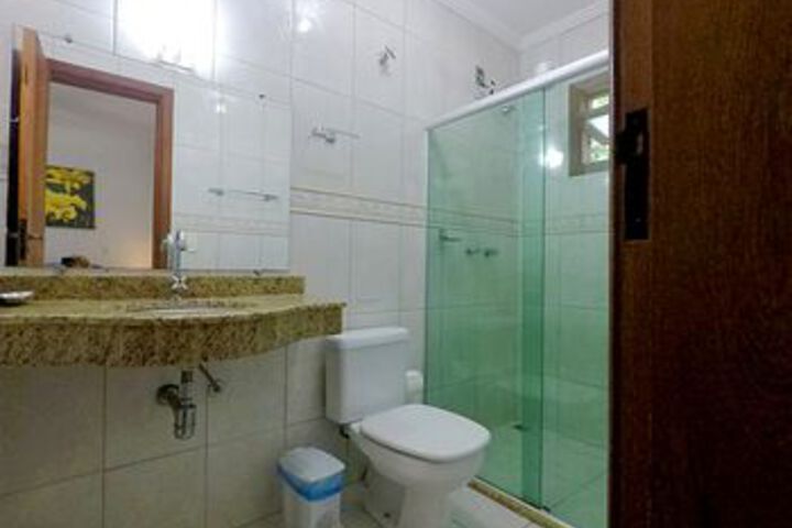 Room 8 of 46