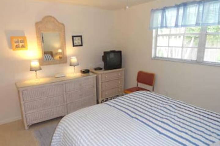 Room 34 of 36