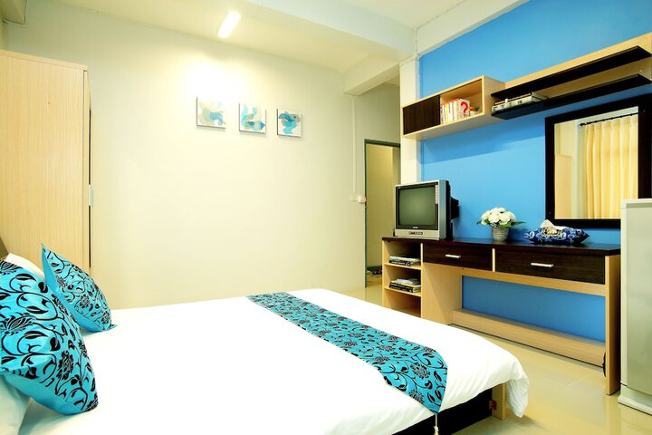 Room 30 of 60