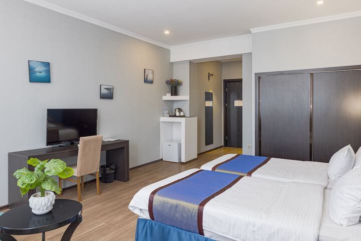 Room 5 of 22
