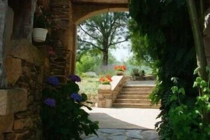Property Grounds 18 of 23