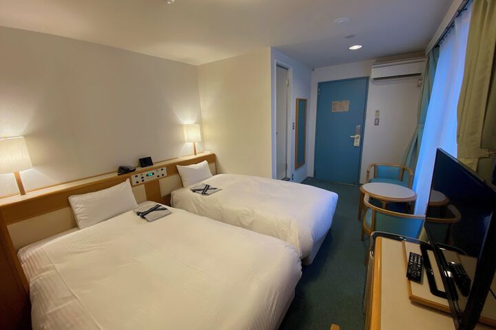 Room 15 of 45