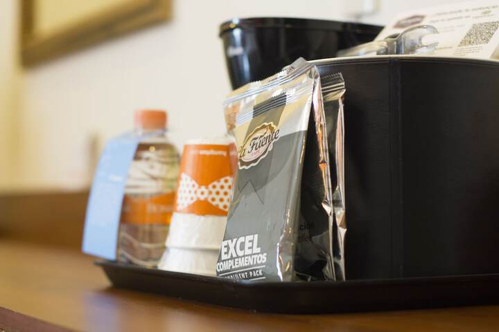 Breakfast/Coffee Service 29 of 92