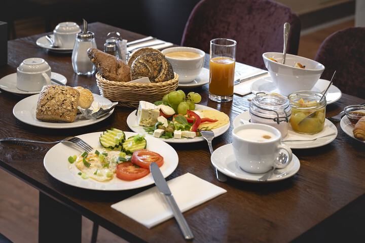 Breakfast/Coffee Service 72 of 89