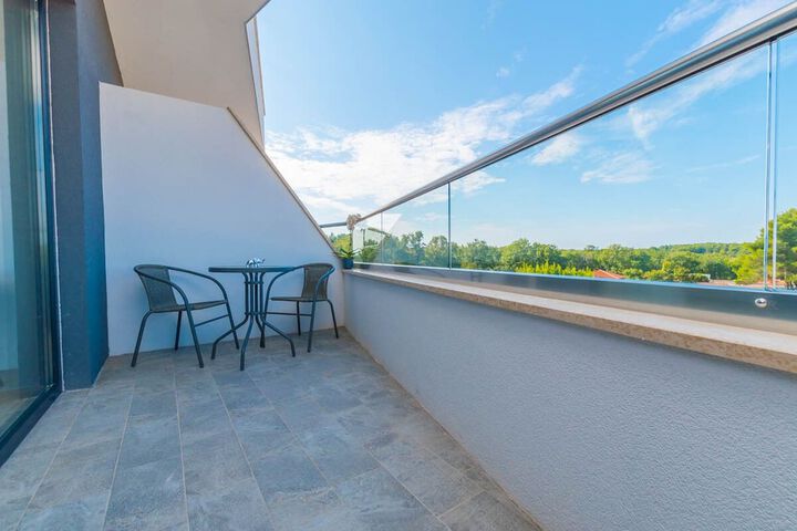Terrace/Patio 15 of 34