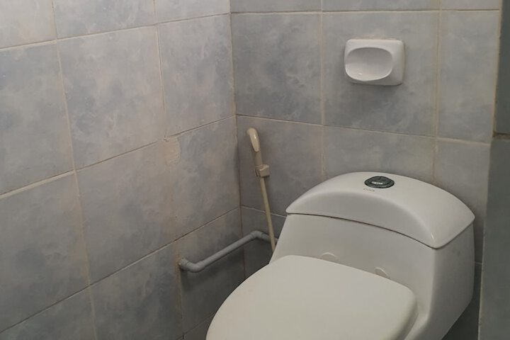 Room 19 of 34