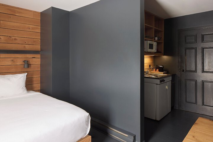 Room 30 of 56