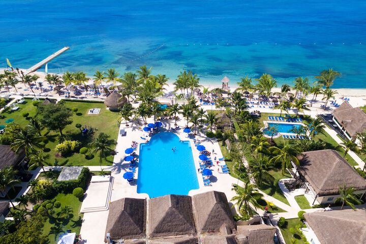 Pool Hotel