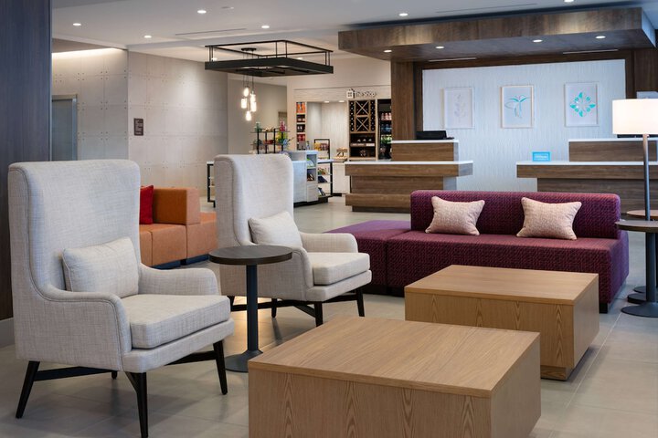 Hotel Interior 6 of 38