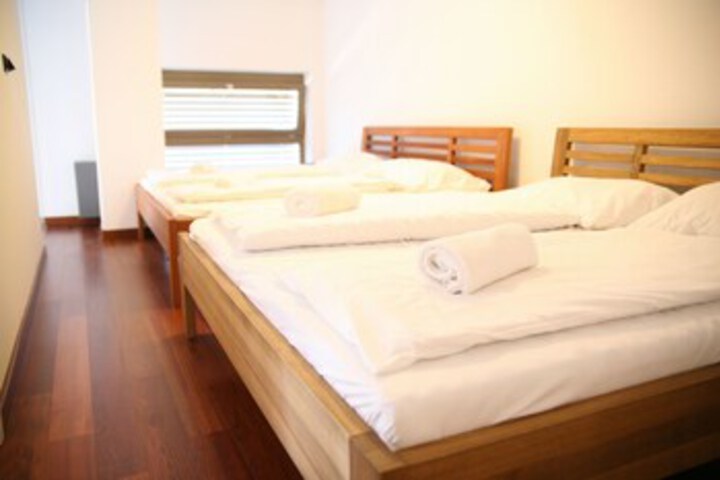 Room 217 of 275