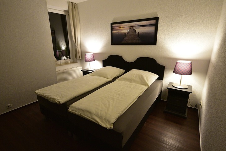 Room 23 of 149