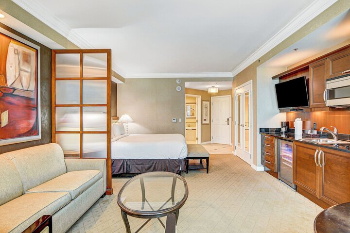 Room 42 of 74
