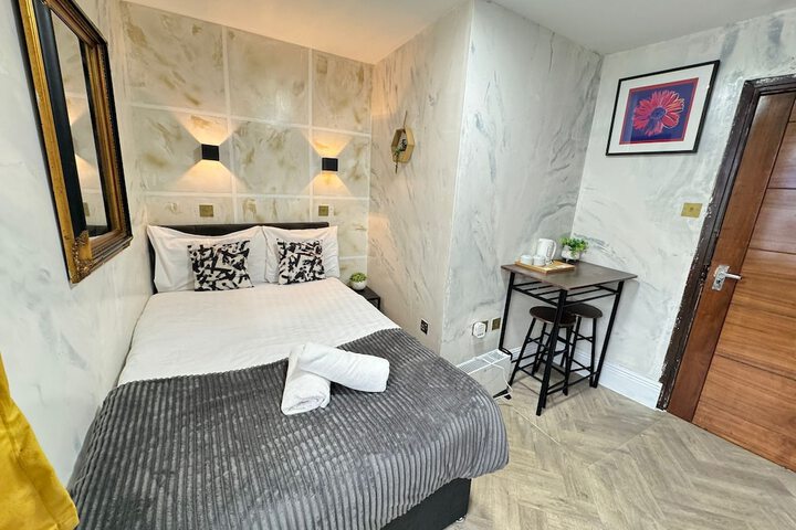 Room 49 of 234