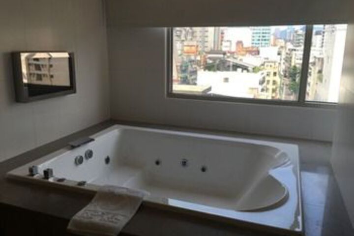 Hot Tub 39 of 49