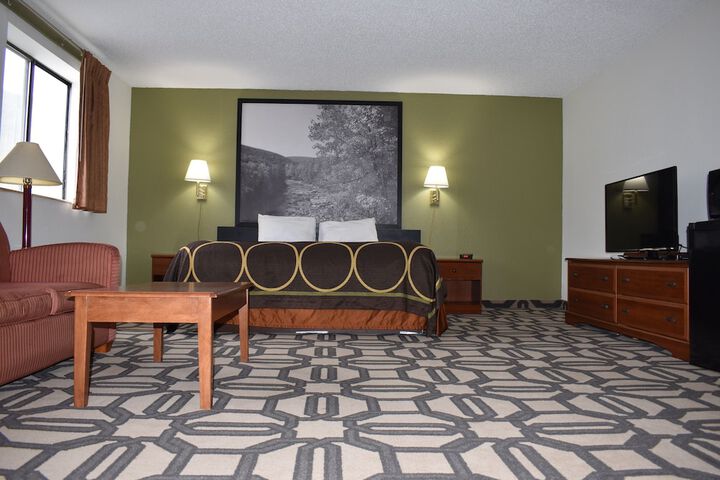 Room 16 of 30