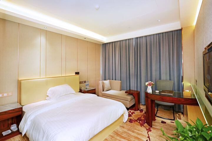 Room 12 of 44