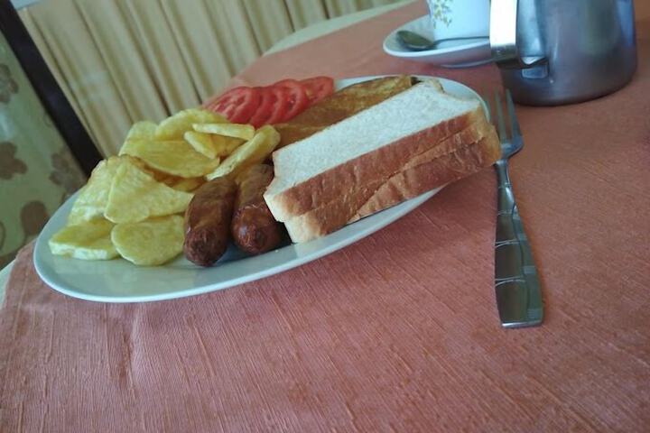 Breakfast/Coffee Service 15 of 40