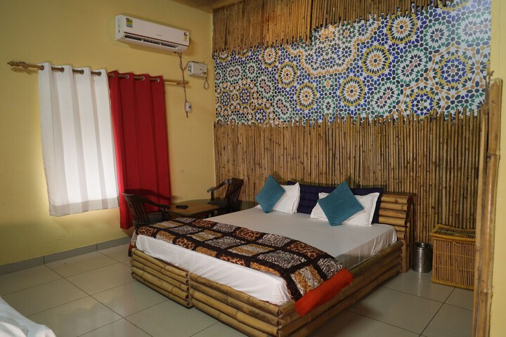 Room 5 of 48