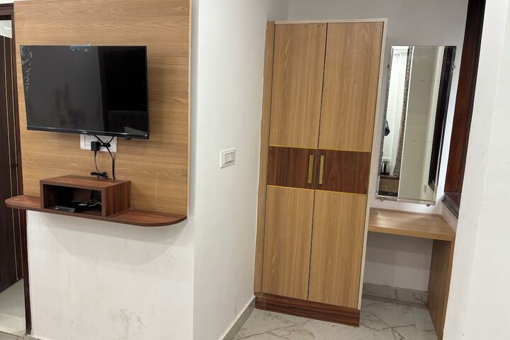 Room 7 of 20