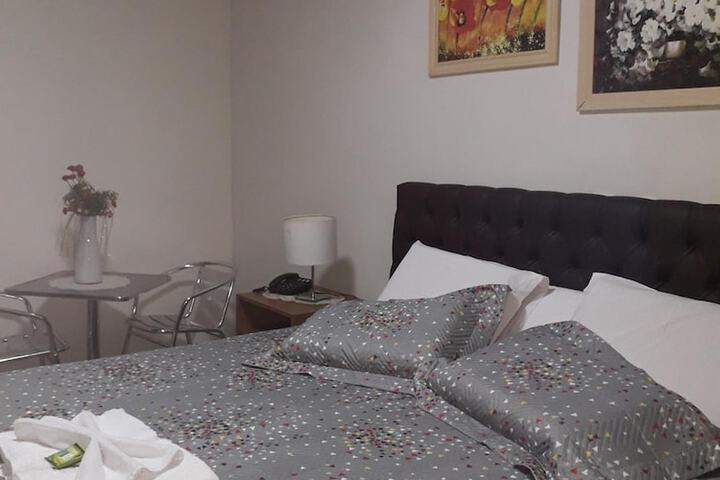 Room 22 of 61