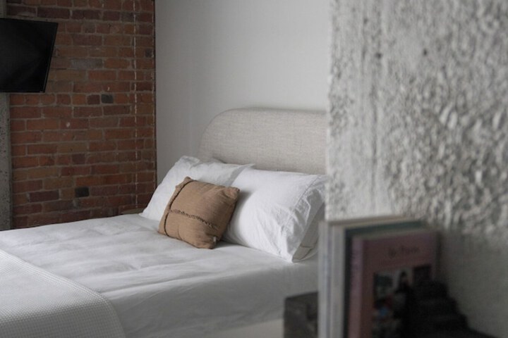 Room 48 of 151