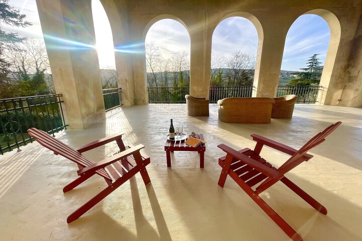 Terrace/Patio 27 of 62