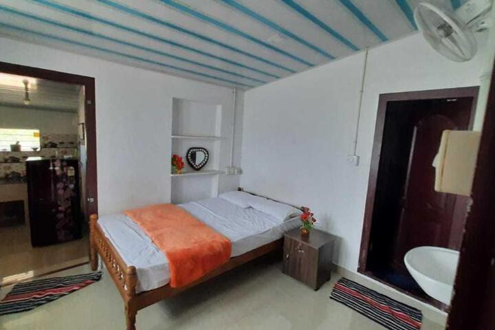POP 89201 Dew Drops Homestay
