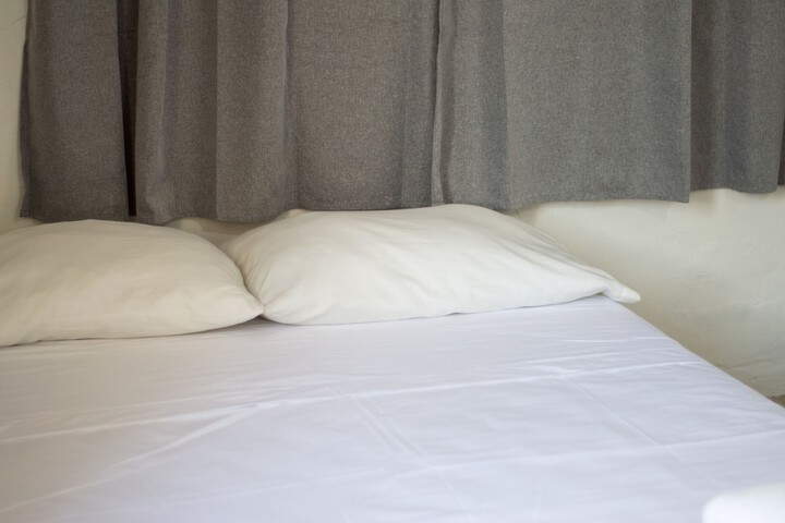 Room 2 of 18
