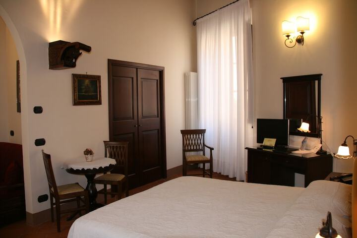 Room 14 of 61