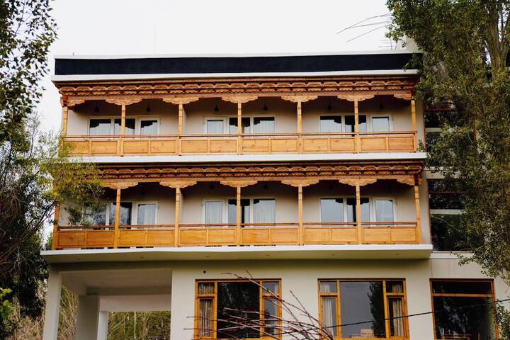 Hotel 17 of 40