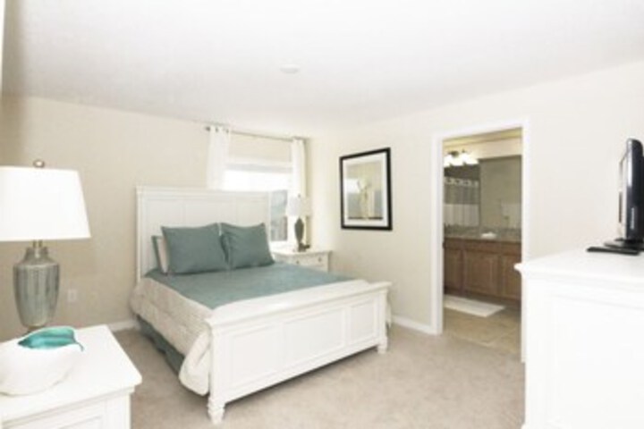 Room 43 of 68