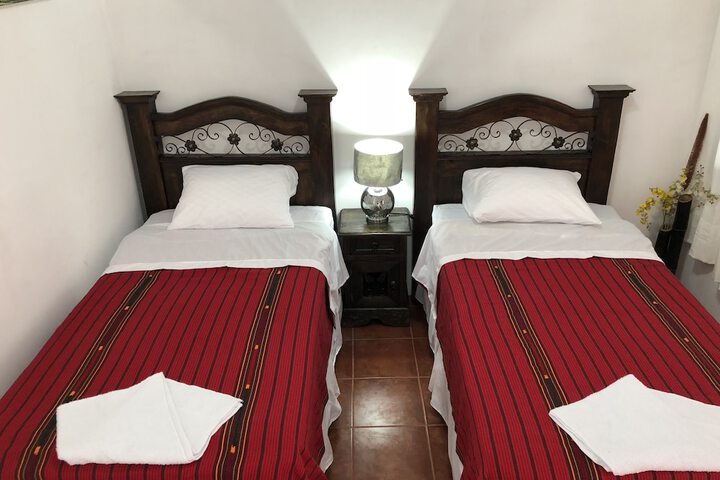 Room 4 of 81