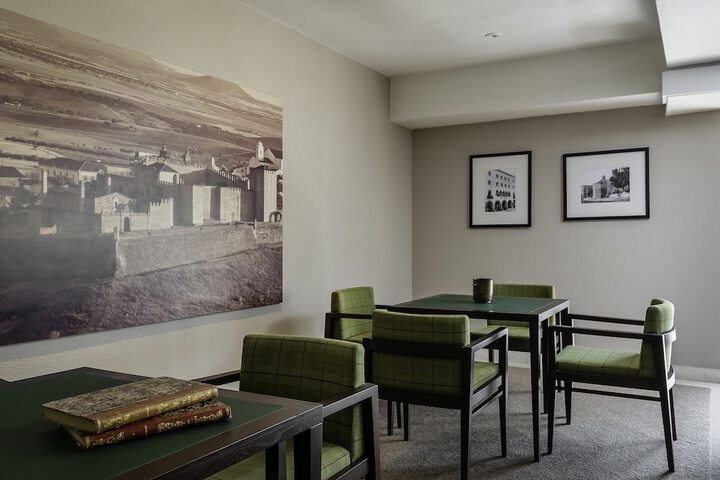 Hotel Interior 10 of 77