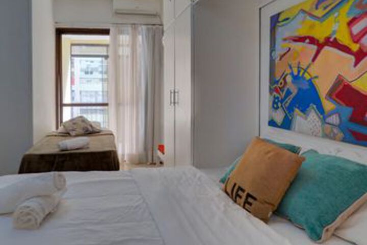 Room 47 of 104
