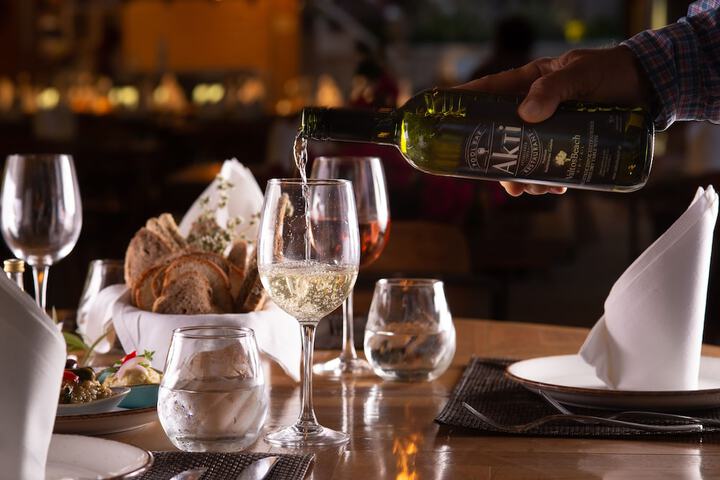 Dining 100 of 129