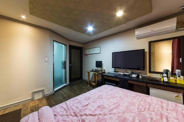 Inje Inje Hotel