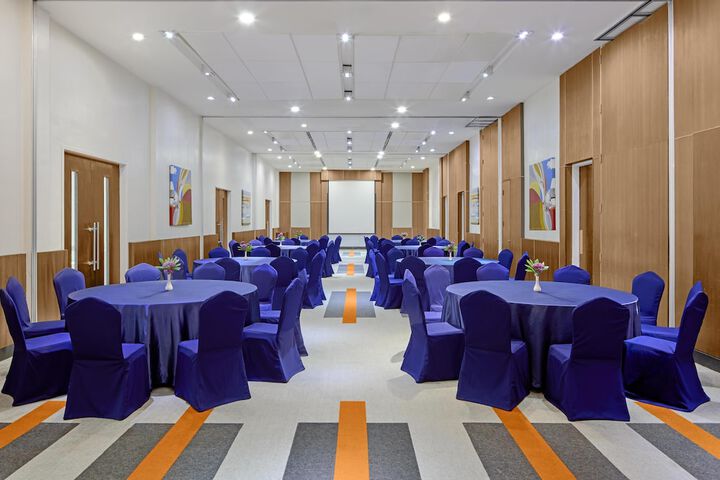 Ballroom/Hall 57 of 67