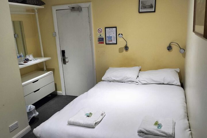 Room 68 of 113